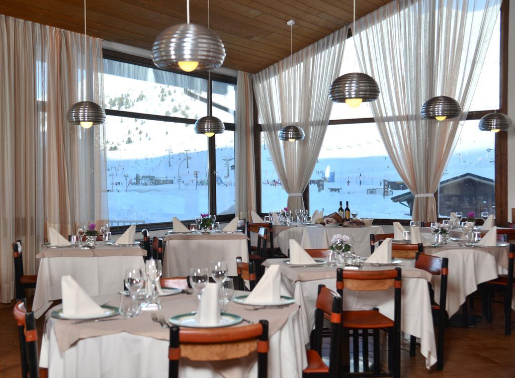 Savoia Hotel Passo del Tonale Eksteriør billede