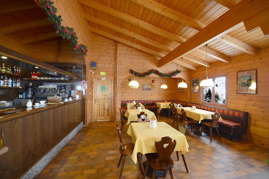 Savoia Hotel Passo del Tonale Eksteriør billede